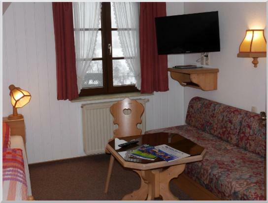 Gasthof-Pension Rotes Haus Курорт Обервизенталь Экстерьер фото